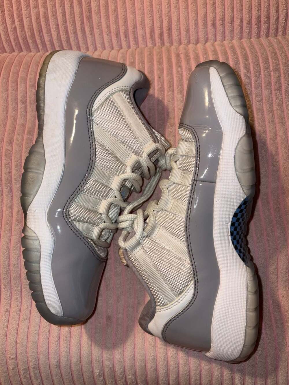 Air Jordan 11 Retro Low GS Cement Grey 528896-140 Size 6Y